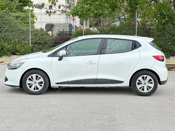 2015 MODEL 3,5 PARÇA BOYALI HATASIZ DEĞİŞENSİZ 175 BİN KM CLİO