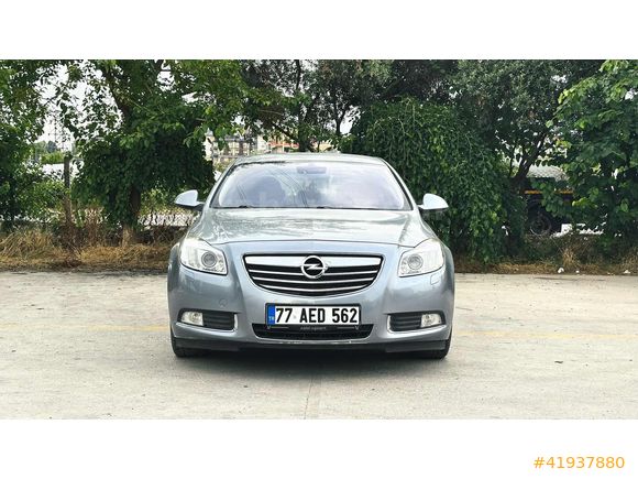 İLİMDAR DAN 117 BİN KM BOYASIZ DEĞİŞENSİZ İNSİGNA 1.6 115HP