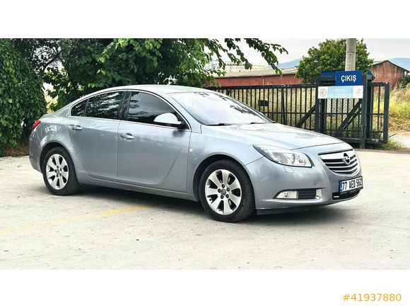 İLİMDAR DAN 117 BİN KM BOYASIZ DEĞİŞENSİZ İNSİGNA 1.6 115HP