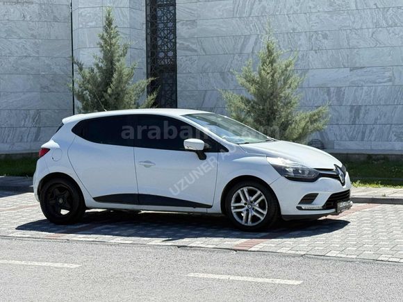 UZUNER AUTO'DAN 2019 Clio 185 bin km