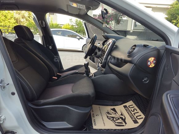 USLU'DAN 2017 MODEL 1.5DCİ 75HP JOY CLİO HATASIZ 193.000KM
