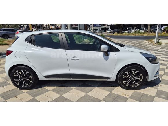 GALERİ ONUR 2019 CLİO HB DİZEL JOY TEMİZ 195.000 KM