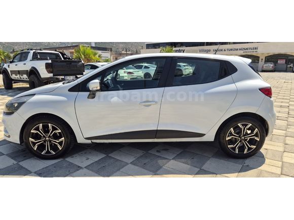 GALERİ ONUR 2019 CLİO HB DİZEL JOY TEMİZ 195.000 KM