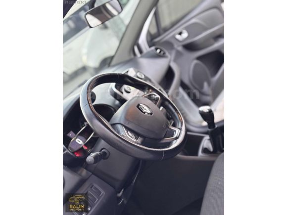 2017 MODEL 140 ORJ KM'DE MAKYAJLI 1.5 DCİ CLİO 4 K.K 12 TAKSİT