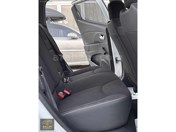 2017 MODEL 140 ORJ KM'DE MAKYAJLI 1.5 DCİ CLİO 4 K.K 12 TAKSİT