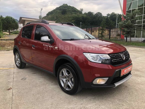 Dacia Sandero Stepway 0.9 TCe Easy-R Otomatik