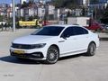 HATASIZ BOYASIZ R LINE EKSTRALI 87.000KM 2021 PASSAT 1.5TSI