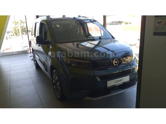Sahibinden Opel Combo Life 1.5 D Edition 2025 Model 