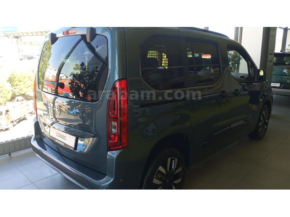 Sahibinden Opel Combo Life 1.5 D Edition 2025 Model 