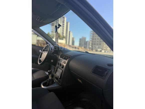 Ford Mondeo 2.0 Trend 2001 Model Adıyaman