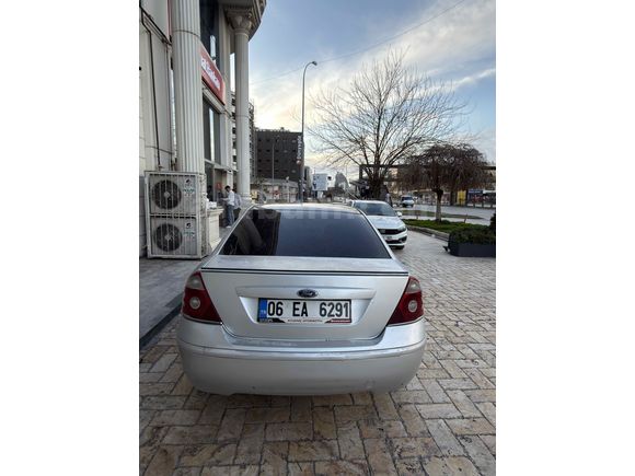 Ford Mondeo 2.0 Trend 2001 Model Adıyaman
