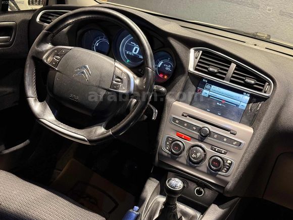 2015 CITROEN C4 CONFORT PLUS MANUEL DİZEL K.K 12 TAKSİT