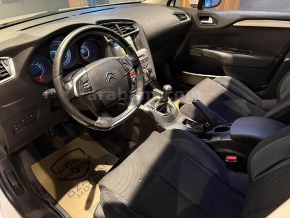 2015 CITROEN C4 CONFORT PLUS MANUEL DİZEL K.K 12 TAKSİT