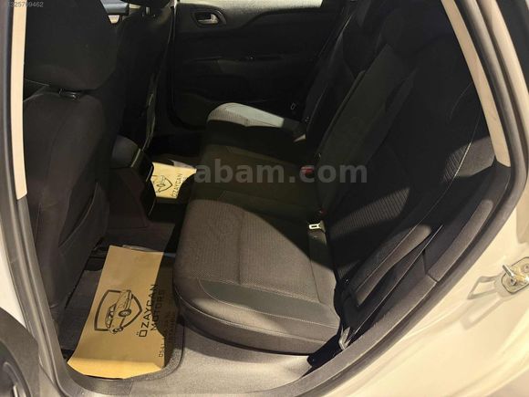 2015 CITROEN C4 CONFORT PLUS MANUEL DİZEL K.K 12 TAKSİT