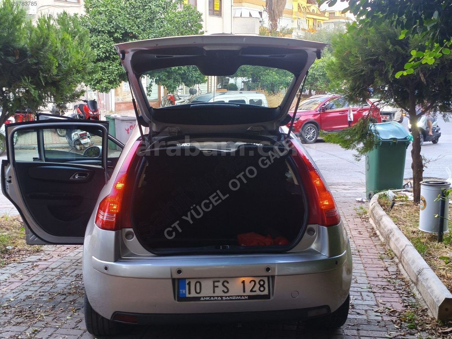 Galeriden Citroen C4 1.6 HDi SX 2009 Model Antalya 183.000 km Gri 6