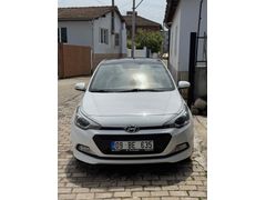 Sahibinden Panaromik cam Hyundai i20 1.4 CRDi Style 2018 Model 