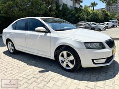 SKODA OCTAVİA 1.6 TDI OPTİMAL DSG OTOMATİK TEMİZ BAKIMLI