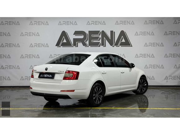 ARENA'DAN DEĞİŞENSİZ 2P BOYALI OCTAVİA 1.6 DSG