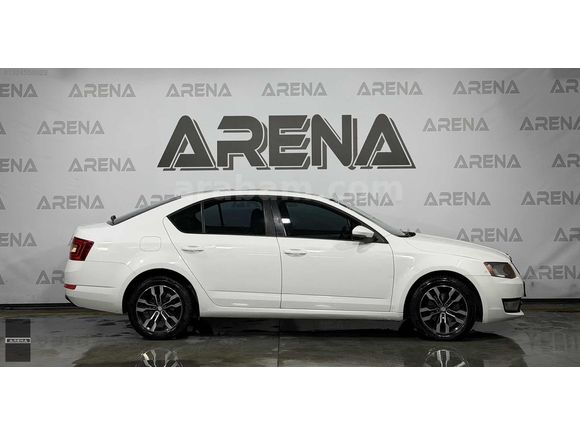 ARENA'DAN DEĞİŞENSİZ 2P BOYALI OCTAVİA 1.6 DSG