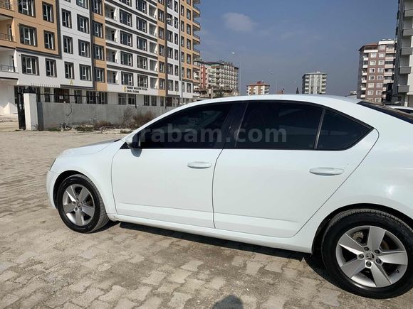 2019 model Skoda Octavia 328 bin km Dizel Otomatik