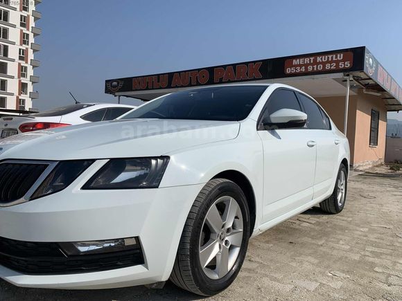 2019 model Skoda Octavia 328 bin km Dizel Otomatik