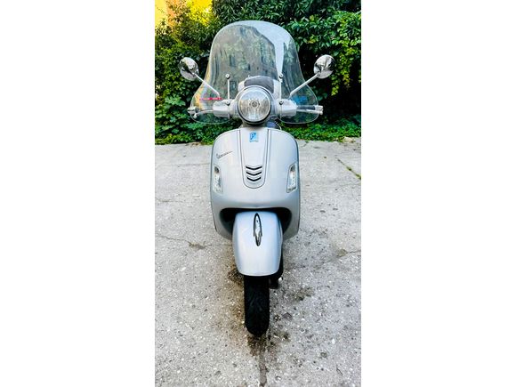 AKSESUARLI VESPA GTS 250