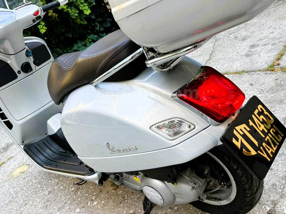 AKSESUARLI VESPA GTS 250