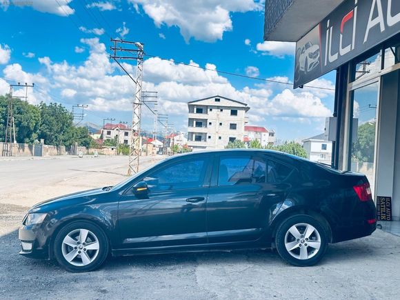 İLCİ OTOMOTİV'DEN 2016 MODEL OCTAVYA OYOMATİK KM 230 BİNDE