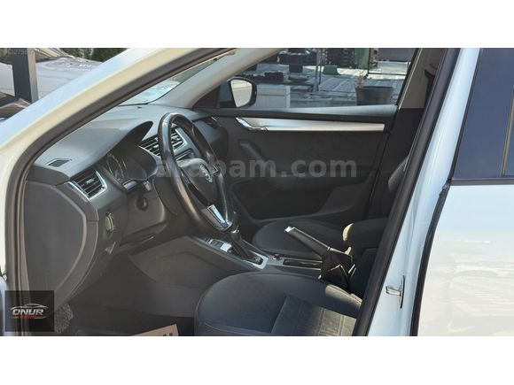 ONUR`DAN 2019 TEMİZ DEĞİŞENSİZ SKODA OCTAVİA