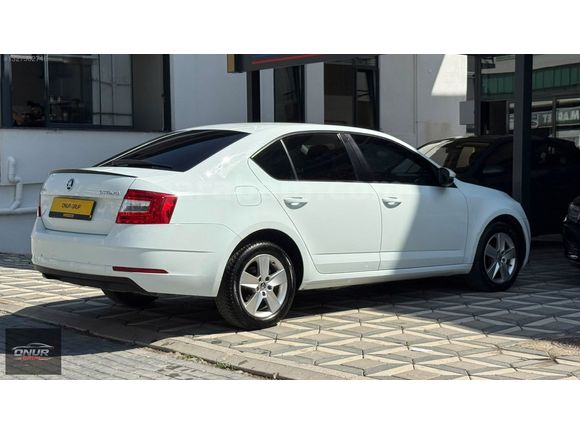 ONUR`DAN 2019 TEMİZ DEĞİŞENSİZ SKODA OCTAVİA