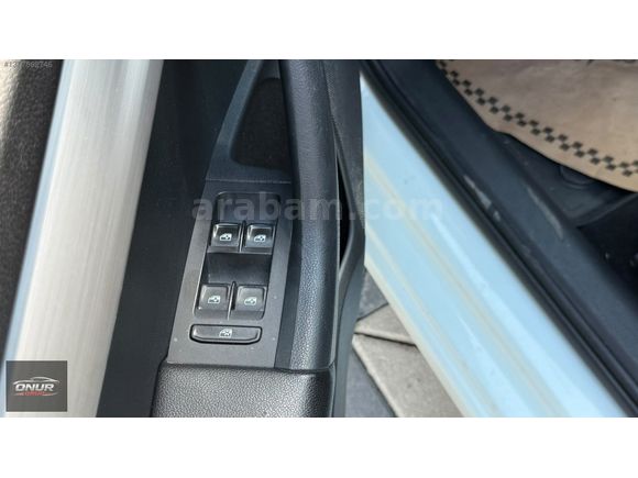 ONUR`DAN 2019 TEMİZ DEĞİŞENSİZ SKODA OCTAVİA
