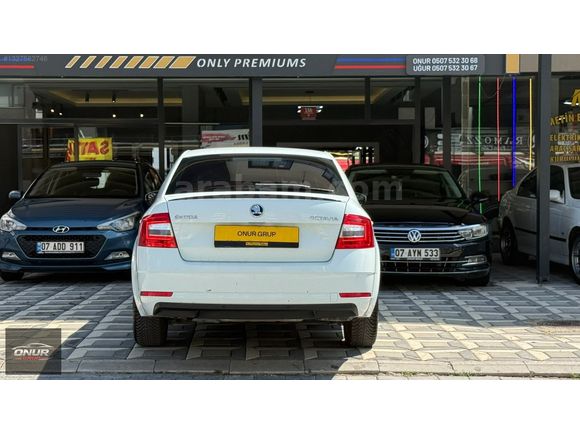 ONUR`DAN 2019 TEMİZ DEĞİŞENSİZ SKODA OCTAVİA