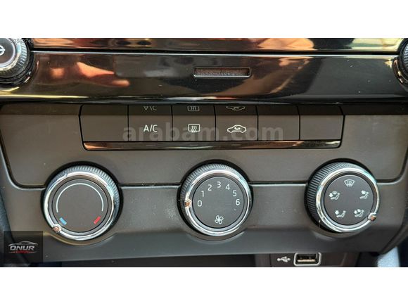 ONUR`DAN 2019 TEMİZ DEĞİŞENSİZ SKODA OCTAVİA