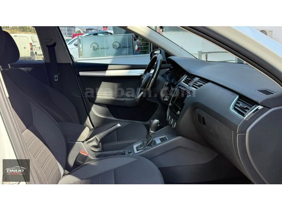 ONUR`DAN 2019 TEMİZ DEĞİŞENSİZ SKODA OCTAVİA