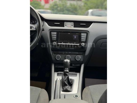 Skoda octavia 1.6 TDİ KM 104.000