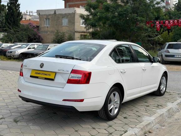 Skoda octavia 1.6 TDİ KM 104.000