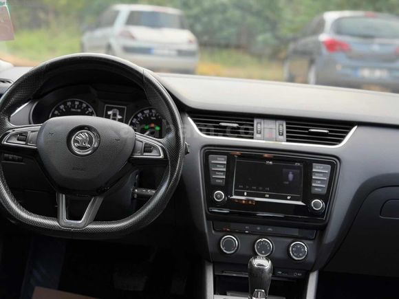 Skoda octavia 1.6 TDİ KM 104.000