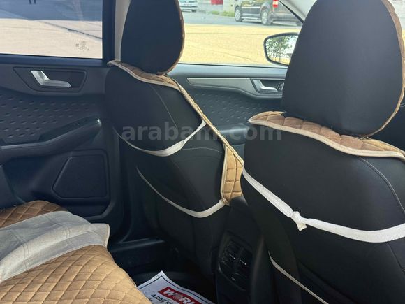 Galeriden Ford Kuga 1.5 EcoBlue Titanium 2020 Model Şırnak