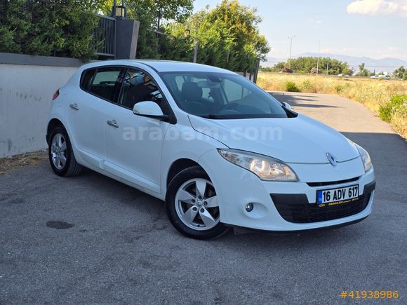 2011 model Renault Megane 1.5DCI Otomatik hatasız boyasız