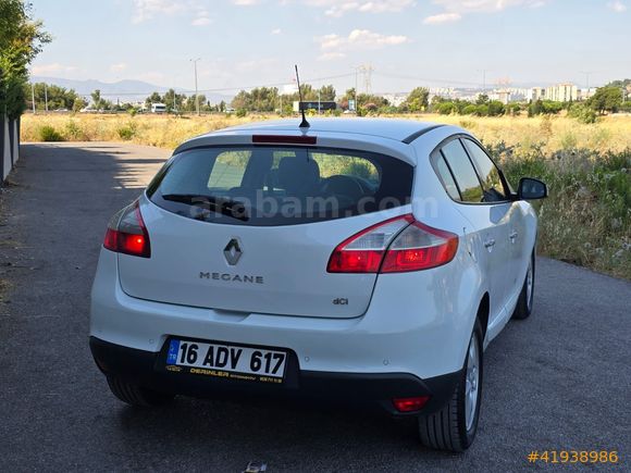2011 model Renault Megane 1.5DCI Otomatik hatasız boyasız