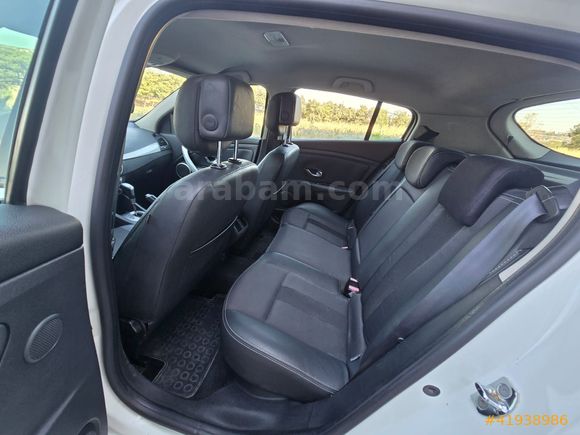 2011 model Renault Megane 1.5DCI Otomatik hatasız boyasız