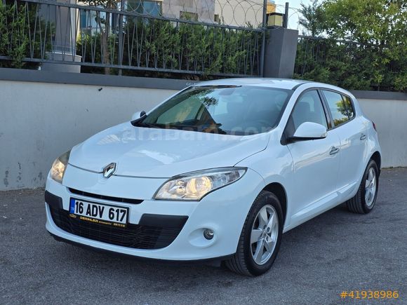 2011 model Renault Megane 1.5DCI Otomatik hatasız boyasız