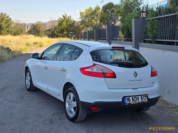 2011 model Renault Megane 1.5DCI Otomatik hatasız boyasız