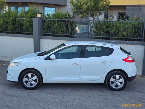 2011 model Renault Megane 1.5DCI Otomatik hatasız boyasız
