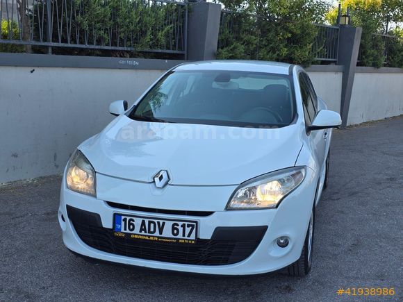2011 model Renault Megane 1.5DCI Otomatik hatasız boyasız