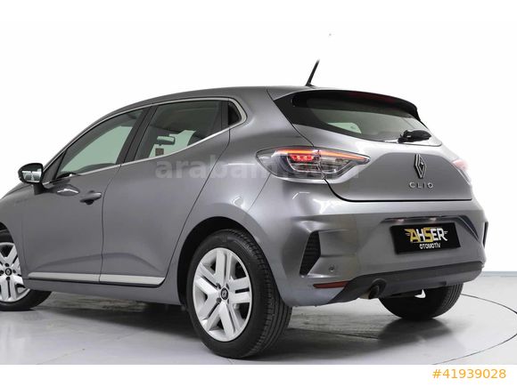 K.KARTINA 12 AY TAKSİT 2025 31.000 KM 1.0 TCE EVOLUTION CLİO
