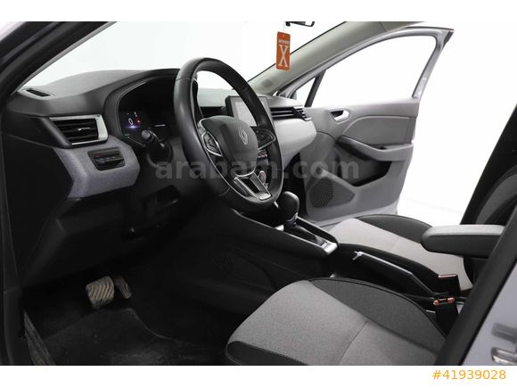 K.KARTINA 12 AY TAKSİT 2025 31.000 KM 1.0 TCE EVOLUTION CLİO