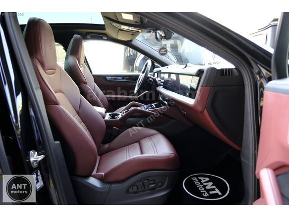 BAYİ 2025 PORSCHE CAYENNE COUPE 30 BLACK EDITION+AKS+CHRONO+BOSE