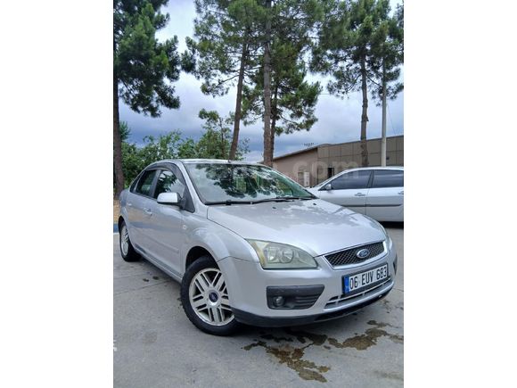 Sahibinden Ford Focus 1.6 Ghia 2006 Model