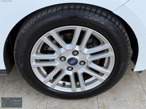 OKUR AUTO DAN FABRİKASYON OTOMOBİL RUHSATLI FORD COURİER